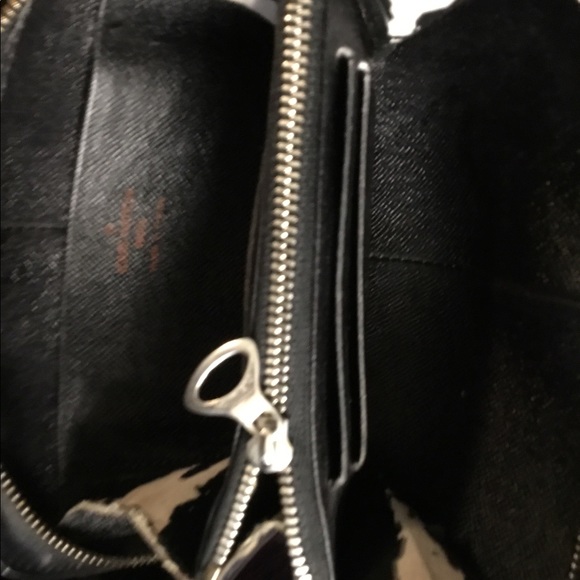 Authentic Louis Vuitton Organizer - Picture 2 of 5